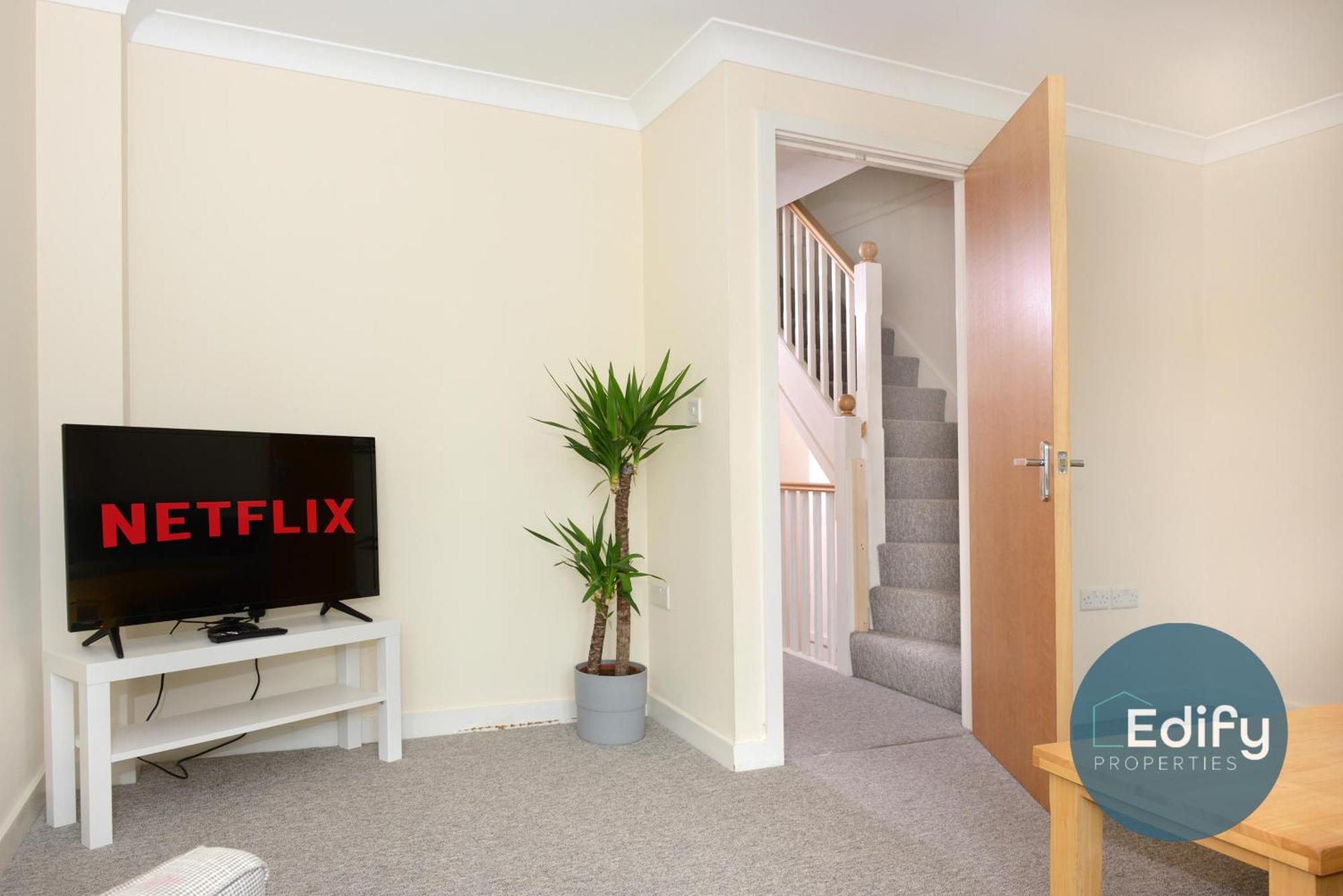 City Centre Townhouse, Sleeps 8, Free Parking Саутгемптон Экстерьер фото
